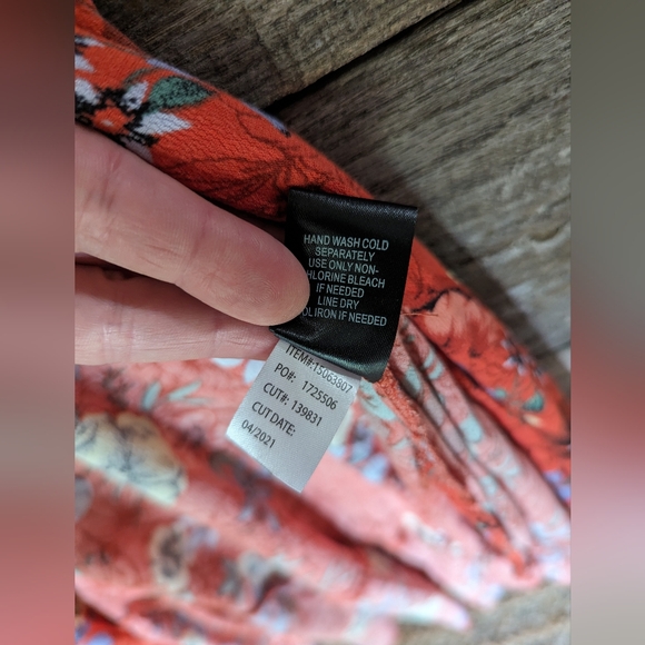 Torrid Crepe Tie Front Floral Kimono - Picture 8 of 9